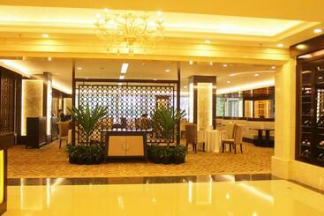 هتل Beijing Continental Grand