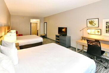 هتل Country Inn & Suites By Radisson, Mount Morris, Ny