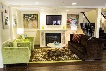 فندق Holiday Inn Express Alpharetta   Roswell, An Ihg