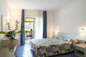 ホテル Ihr Pizzo Calabro Resort