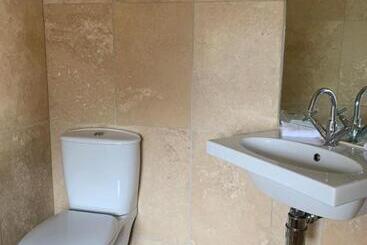 בית מלון כפרי The Weavers Shed