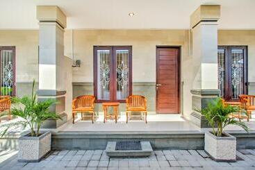 فندق Oyo 3897 Fajar Guest House