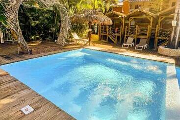 מלון דירות Kawan Bay Suites