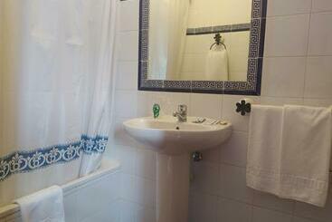 펜션 Hostal Urbión