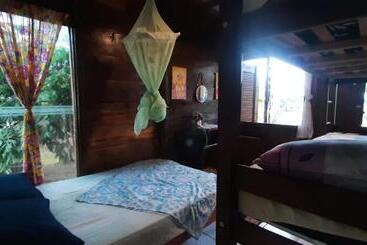 ユースホステル Chalés Recanto Da Aldeia