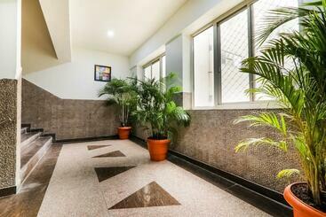 호텔 Super Collection O Civil Lines Near Old Bus Stand