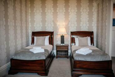 בית מלון כפרי Rushpool Hall