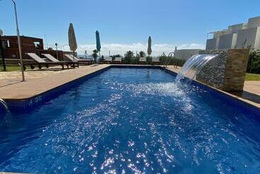 هتل آپارتمان Mda Playa Del Cantal