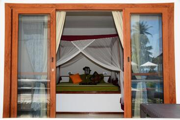 リゾートホテル Blu Marlin Village