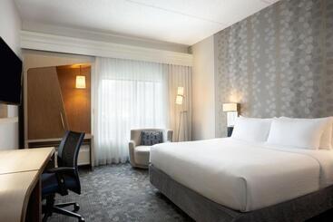 هتل Courtyard By Marriott Austin Round Rock