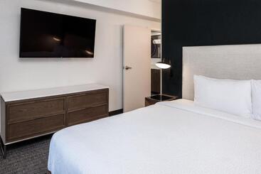 בית מלון כפרי Courtyard By Marriott Charlotte Ballantyne