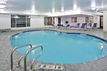 בית מלון כפרי Holiday Inn Express Spokane Airport, An Ihg