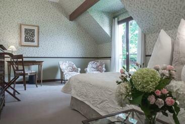 Отель Hôtel La Chouette