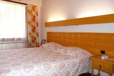 בית מלון כפרי Hôtel Le Mas Fleuri