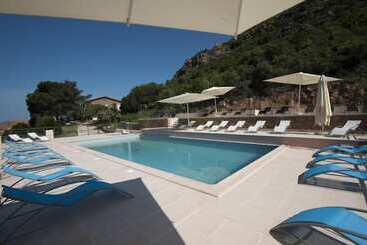 בית מלון כפרי Kalliste