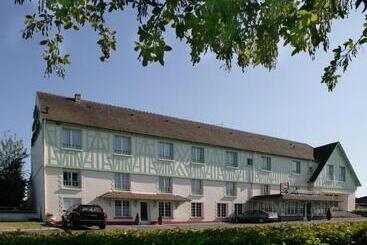 בית מלון כפרי Logis Hôtel Restaurant Le Faisan Dore