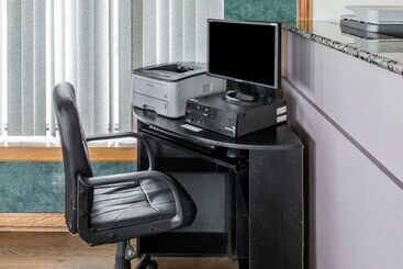 Отель Quality Inn