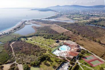 ホテル Cala Fiorita