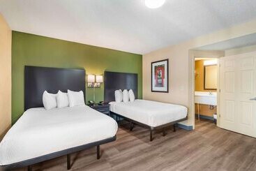 בית מלון כפרי Extended Stay America Suites  Chesapeake  Greenbrier Circle