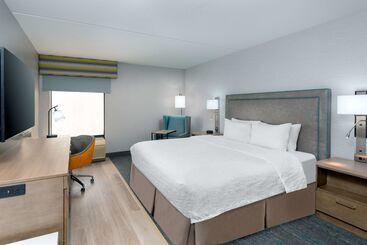 هتل Hampton Inn Hartford/airport
