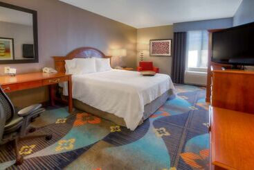 هتل Hampton Inn Milpitas