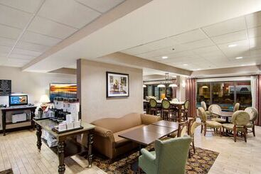 فندق Hampton Inn Mount Dora