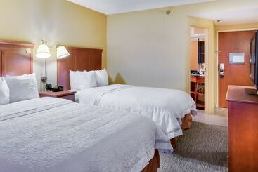 فندق Hampton Inn Pittsburgh Airport