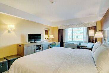 فندق Hampton Inn & Suites Boston Crosstown Center