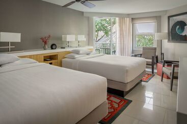 فندق Hyatt Centric Key West Resort & Spa
