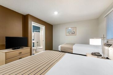 فندق Suburban Studios Lakeland North I4