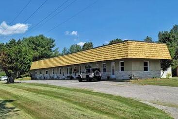 Maciver S Motel & Campground