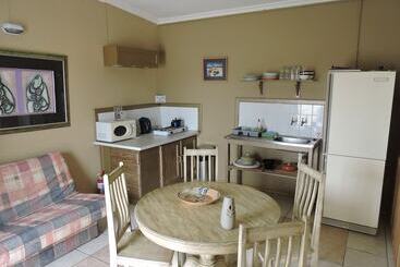 ペンション Honnehokke Resort