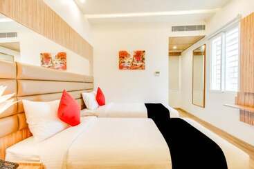 בית מלון כפרי Inn The Centre