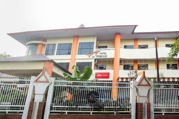 ホテル Oyo 3970 La Macca Makassar