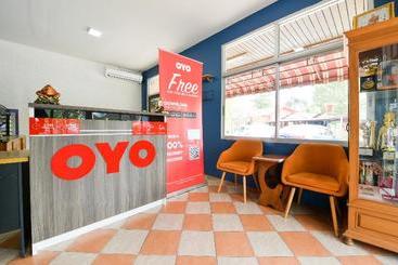 هتل Oyo 539 Loft By Busaba