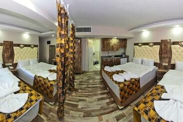 בית מלון כפרי THE QUEEN SUİTE