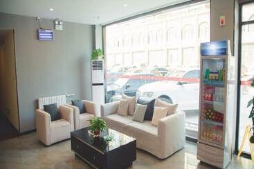 Thank Inn Chain Hotel Sanmenxia Wanda Plaza New Gantang Road