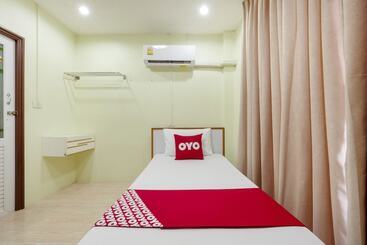 호텔 Oyo 1034 Baan Pun Pun