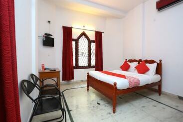 בית מלון כפרי Sreekrishna Kailas Inn By Oyo Rooms