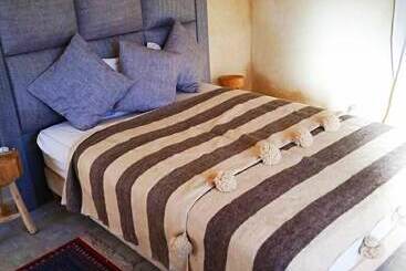 پانسیون Auberge Le Petit Jardin