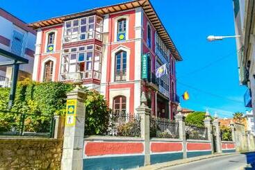 Albergue La Casona Del Peregrino