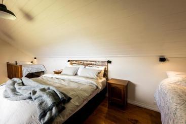 צימר Daisy Bank Cottages