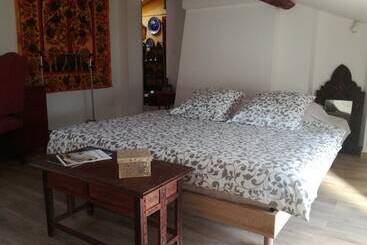 Bed and Breakfast La Maison Des Délices