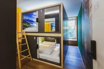 Capsule Hotel By Hyve Basel