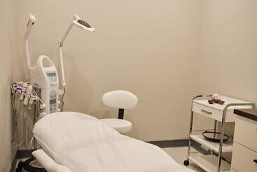 호텔 Ambassador Spa & Beauty Airport Lounge