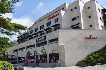 Отель Mungyeongsaejae