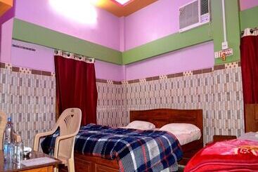 Отель Royal Residency