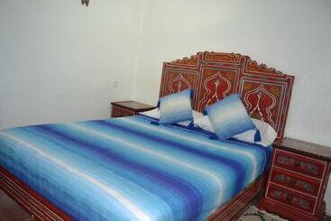 پانسیون Blue City