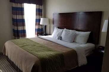 فندق Surestay Plus By Best Western Corydon