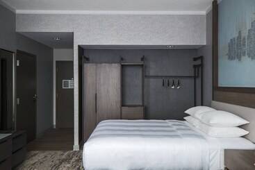 هتل Courtyard By Marriott Chicago At Medical District Uic